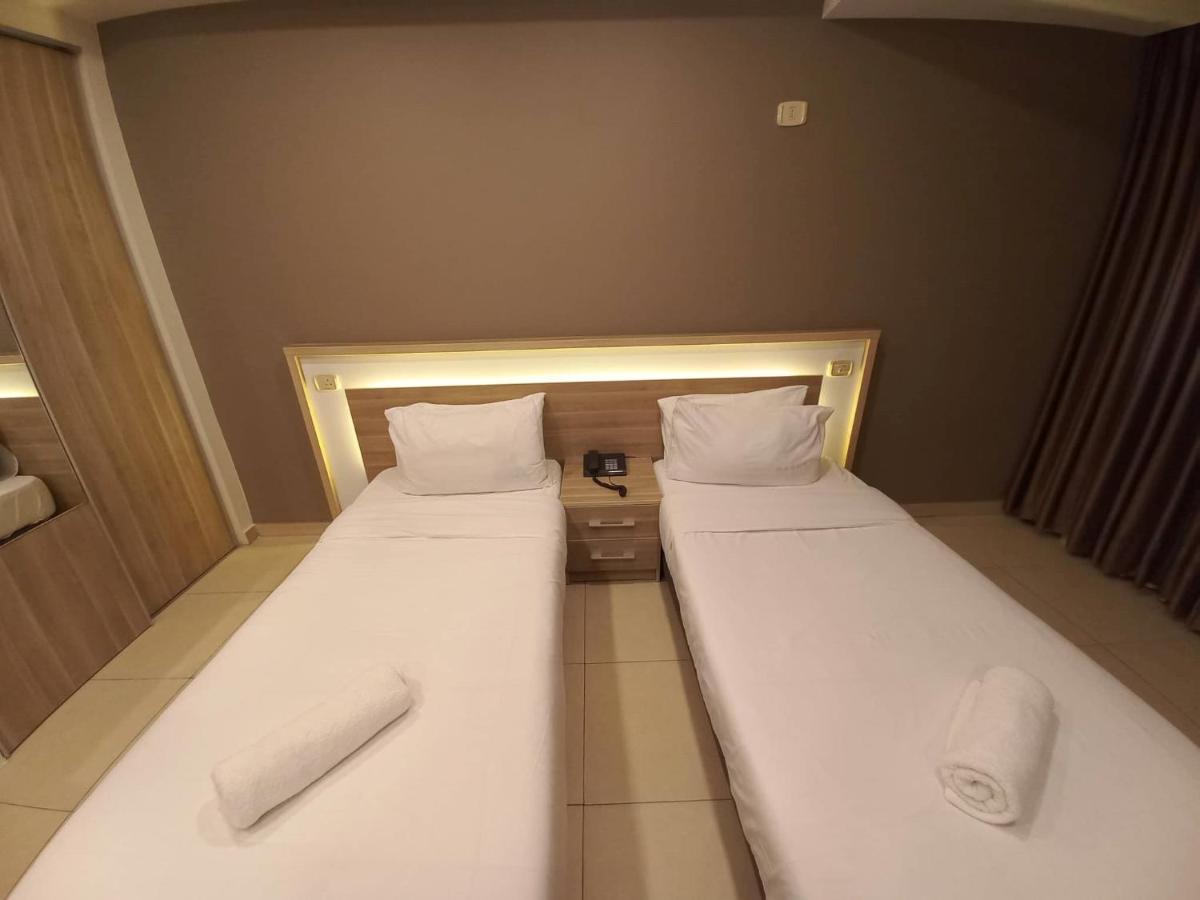Lujain Hotel فندق النور واللجين Amman Ngoại thất bức ảnh