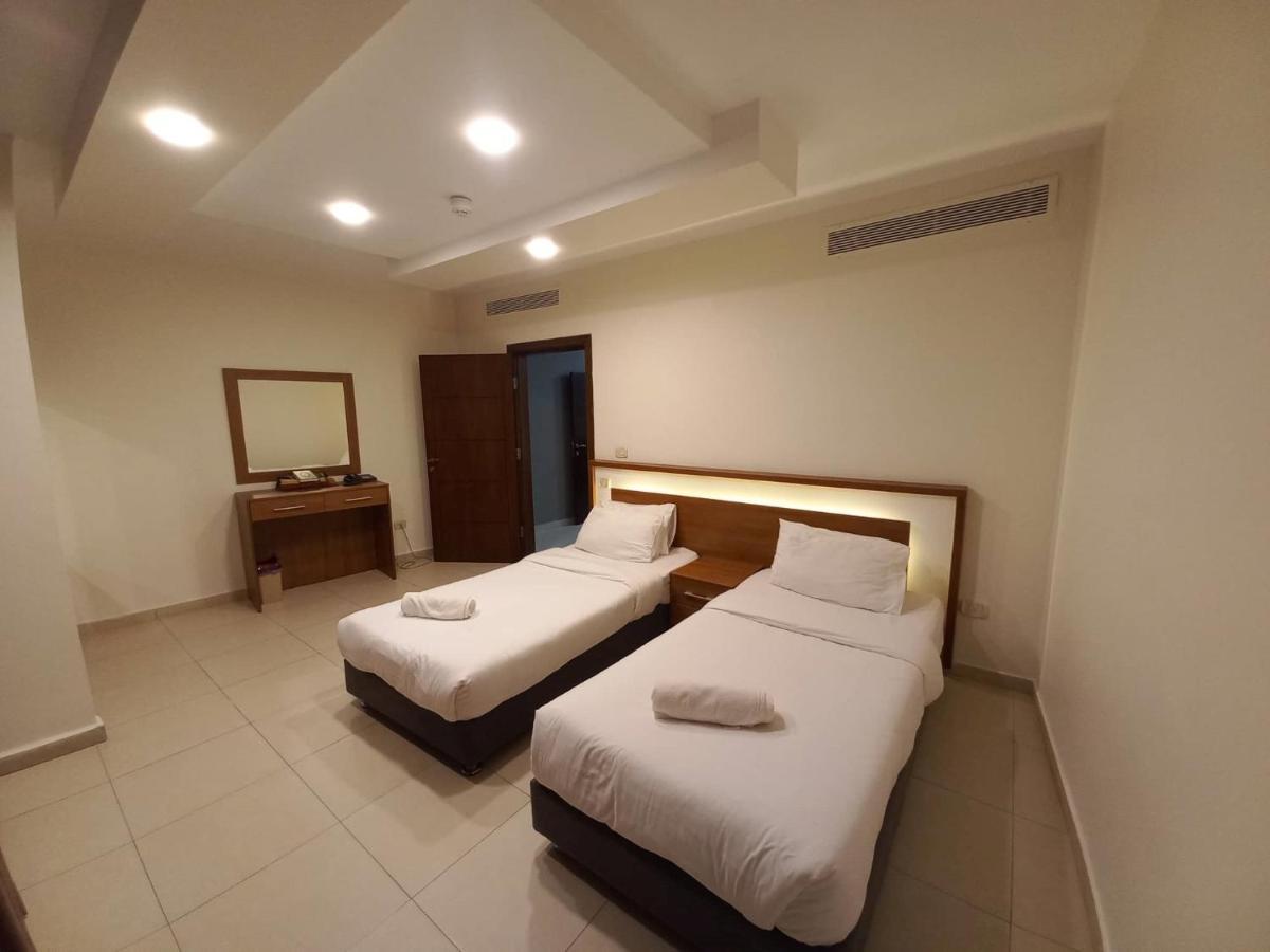 Lujain Hotel فندق النور واللجين Amman Ngoại thất bức ảnh