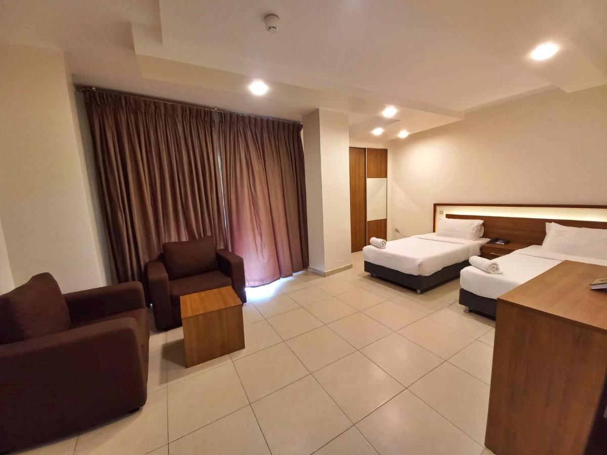 Lujain Hotel فندق النور واللجين Amman Ngoại thất bức ảnh