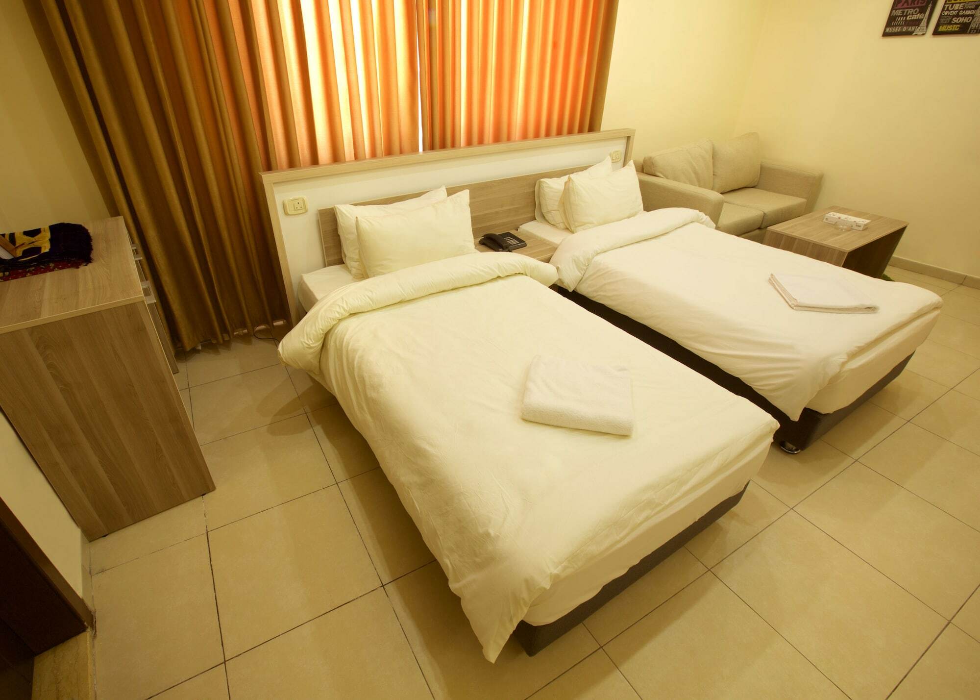 Lujain Hotel فندق النور واللجين Amman Ngoại thất bức ảnh