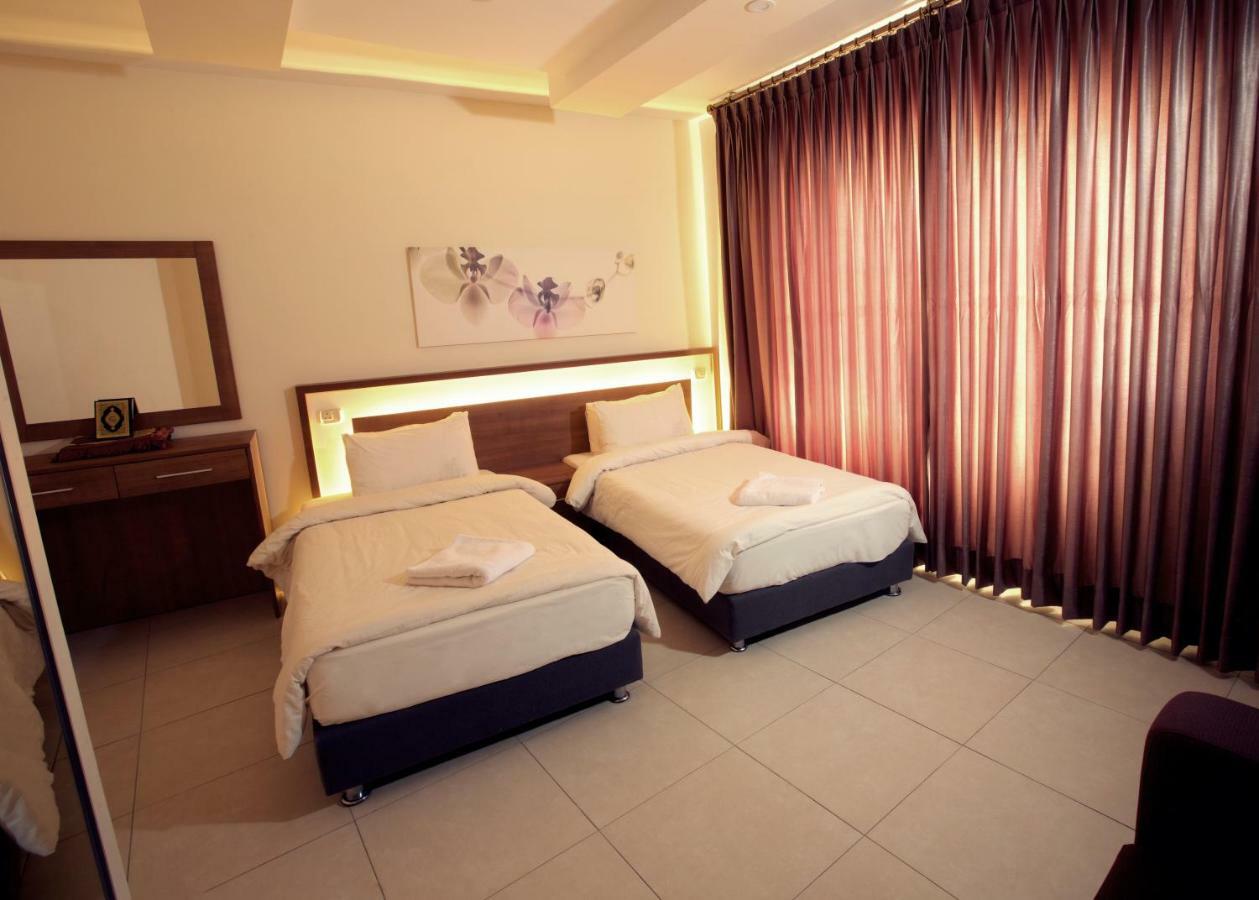 Lujain Hotel فندق النور واللجين Amman Ngoại thất bức ảnh